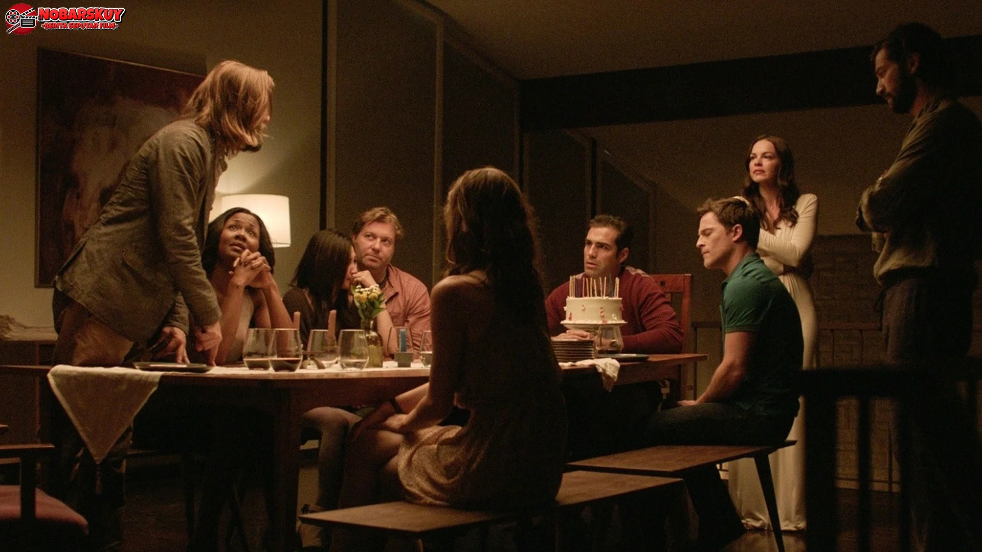 The Invitation: 5 Tanda Bahaya yang Tak Terlihat di Film Horor Ini