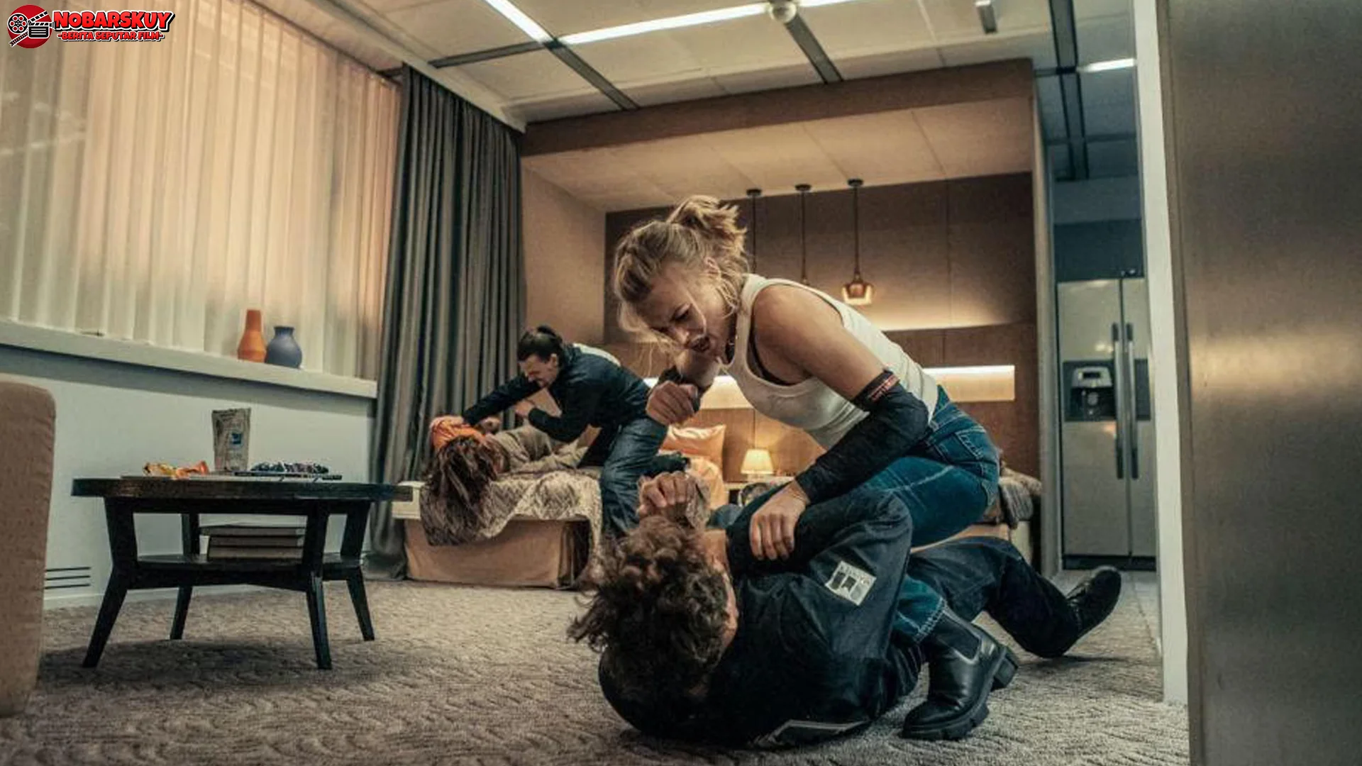 Eksteritorial: 5 Adegan Aksi yang Bikin Penonton Melongo